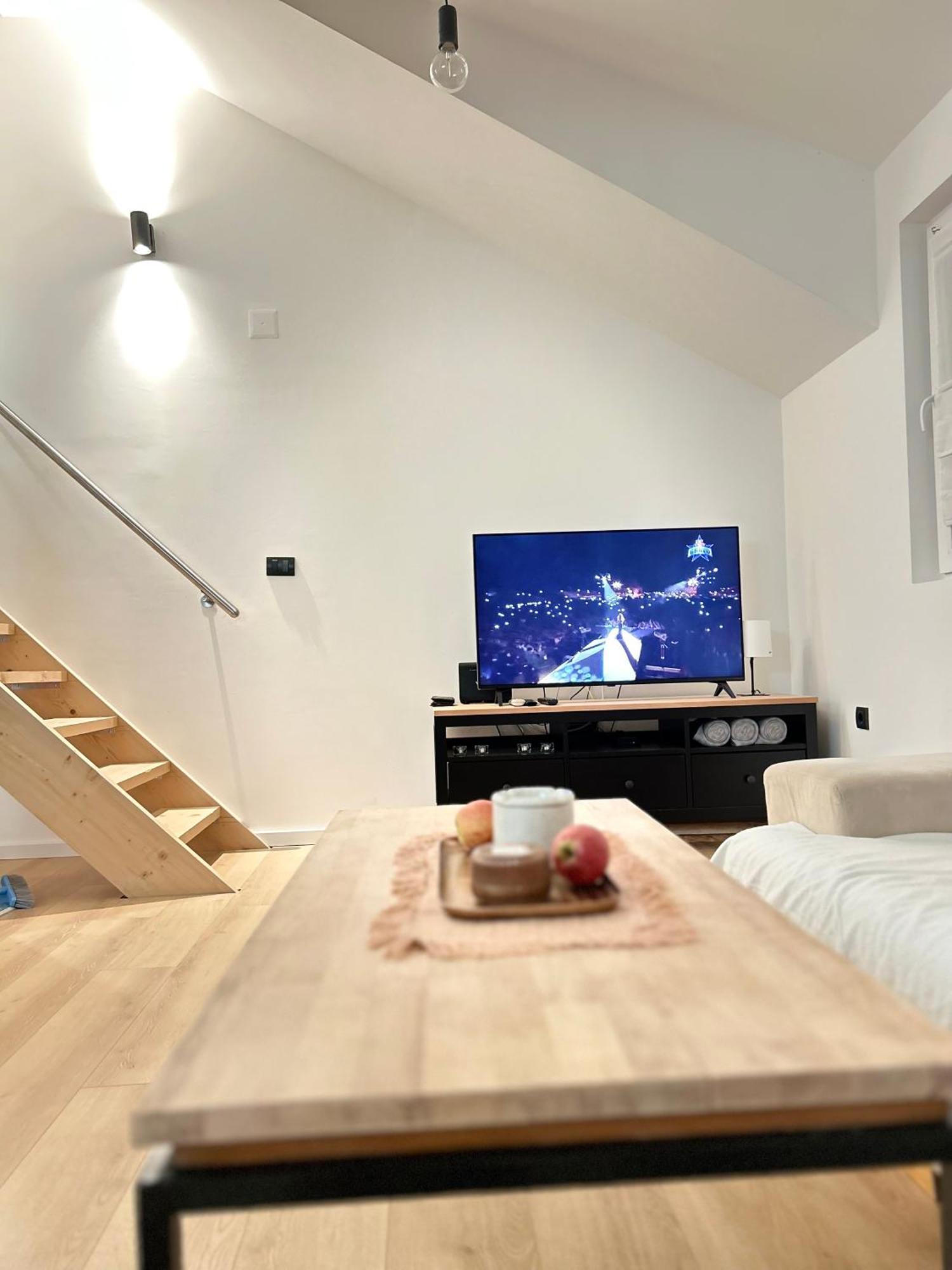 Nest Zen Garden Appartement Novi Sad Buitenkant foto
